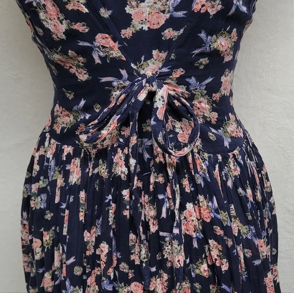1970s Vintage Sita Blue Pink Floral Scoop Neck Tie-Waist Fit & Flare Midi Dress - Picture 10 of 12
